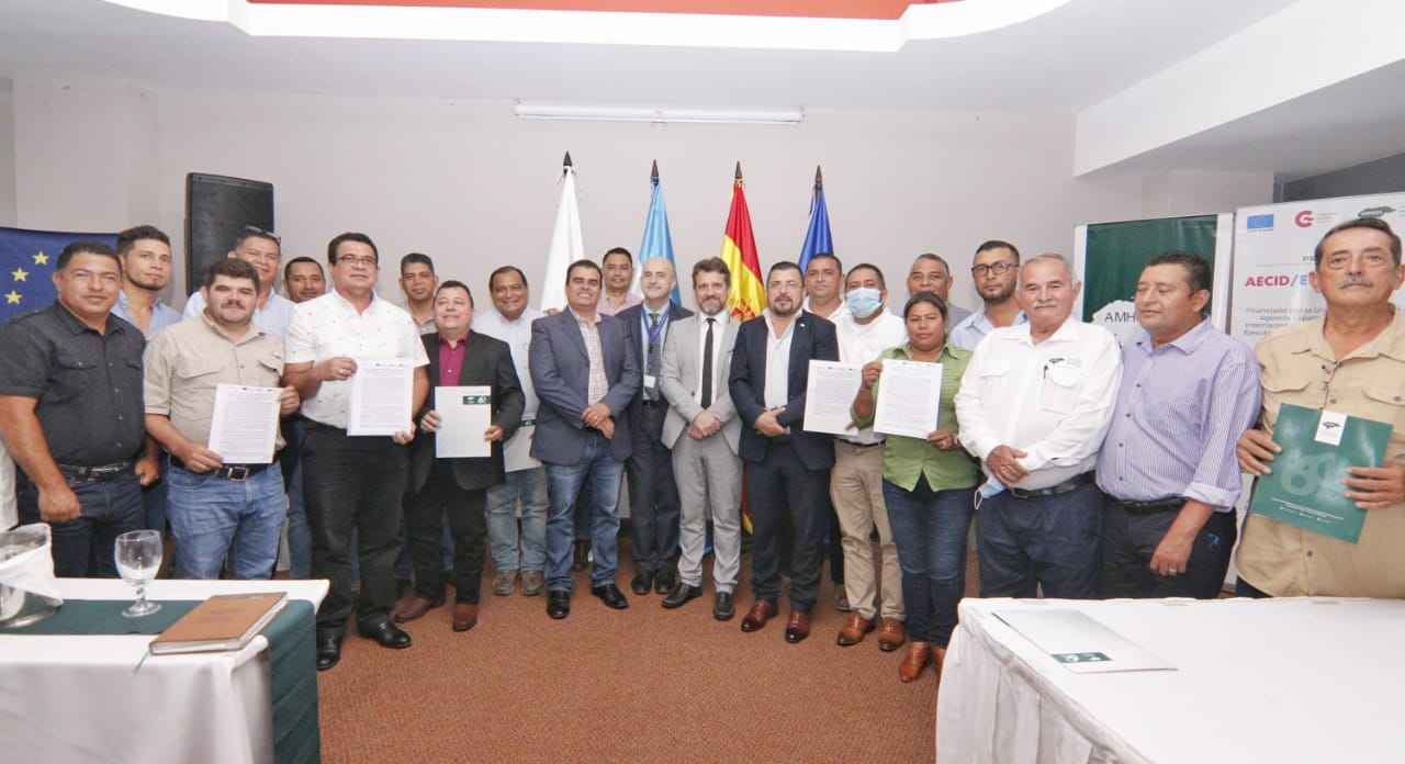 AMHON y alcaldes de 39 municipios consolidan alianza para reducir la pobreza y malnutrición de más de 700 mil habitantes