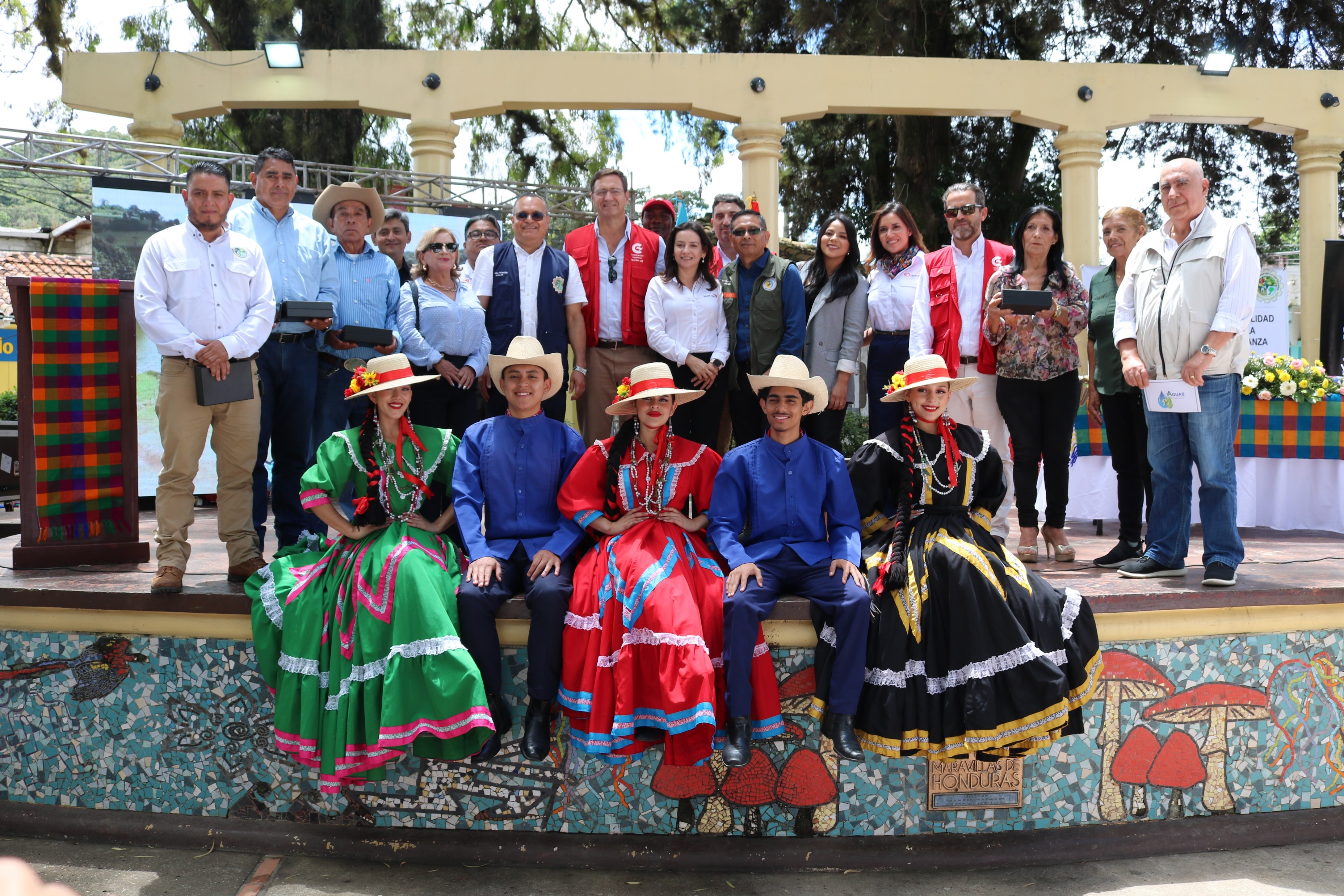 Presentan programa de agua y saneamiento en La Esperanza e Intibucá en alianza con Visión Mundial y Cooperación Española