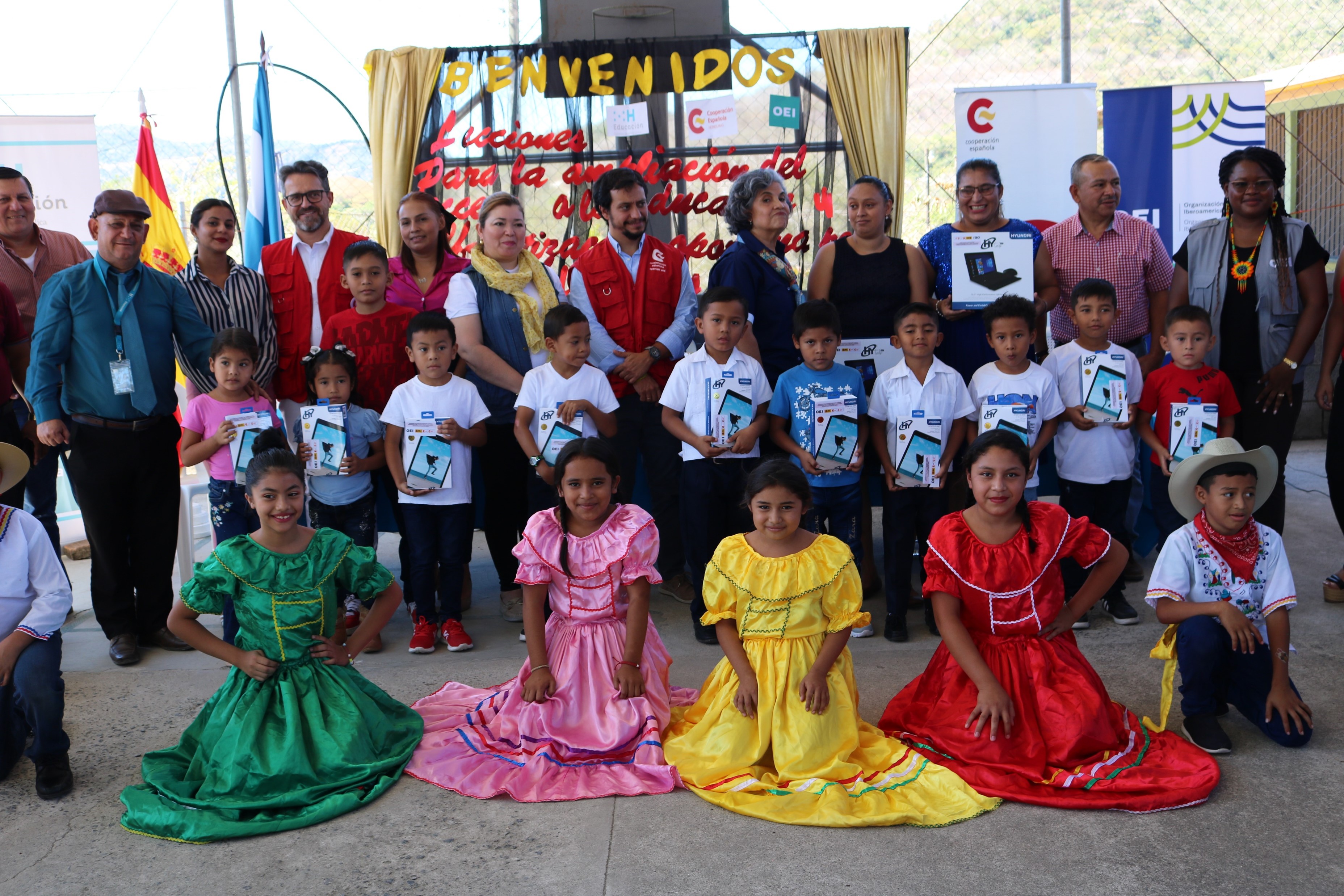 España junto a la OEI apuestan por la tecnología para impulsar la educación en Honduras 