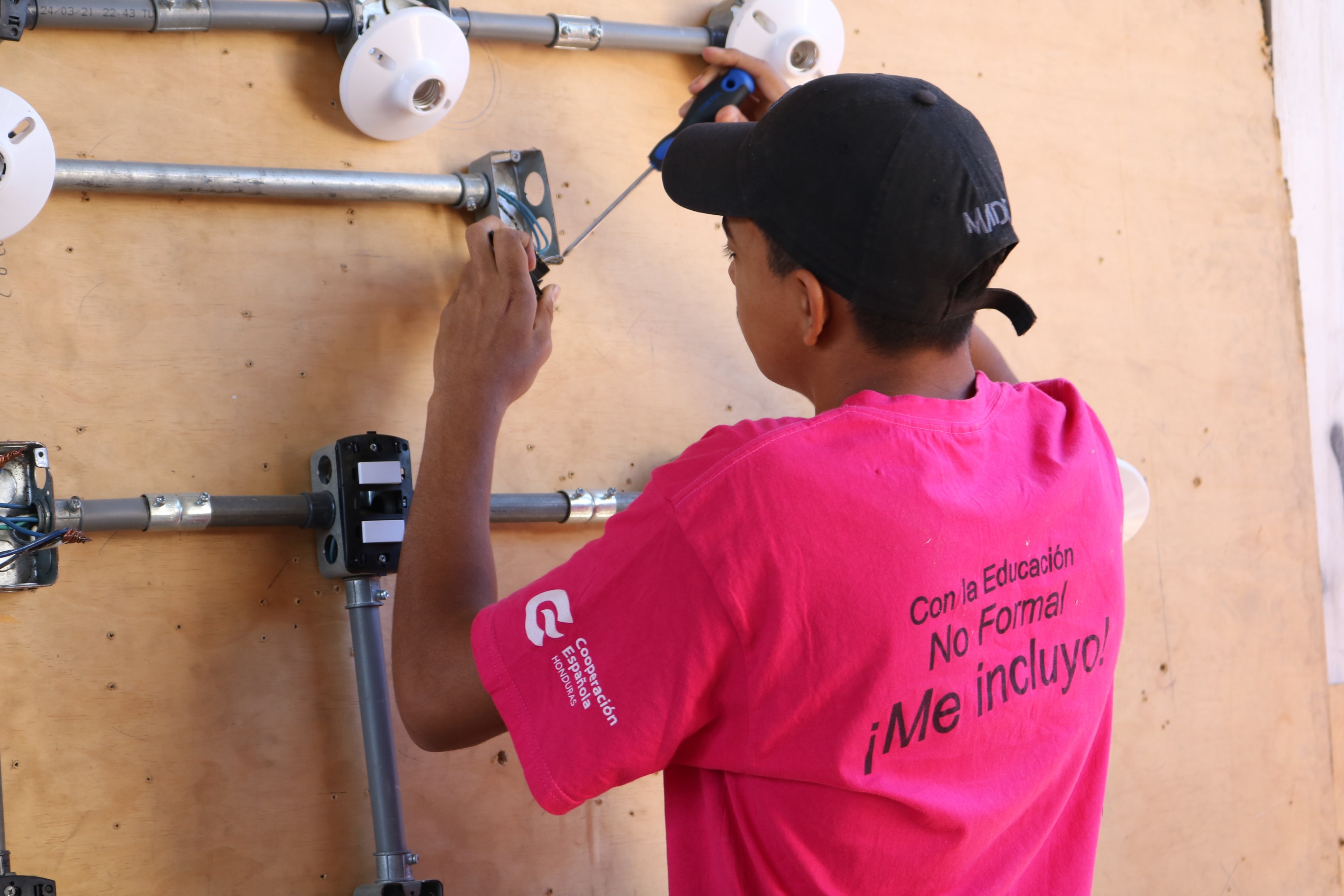  Un paso adelante hacia el desarrollo sostenible de Honduras gracias a la formación técnica impulsada por AECID y CONEANFO