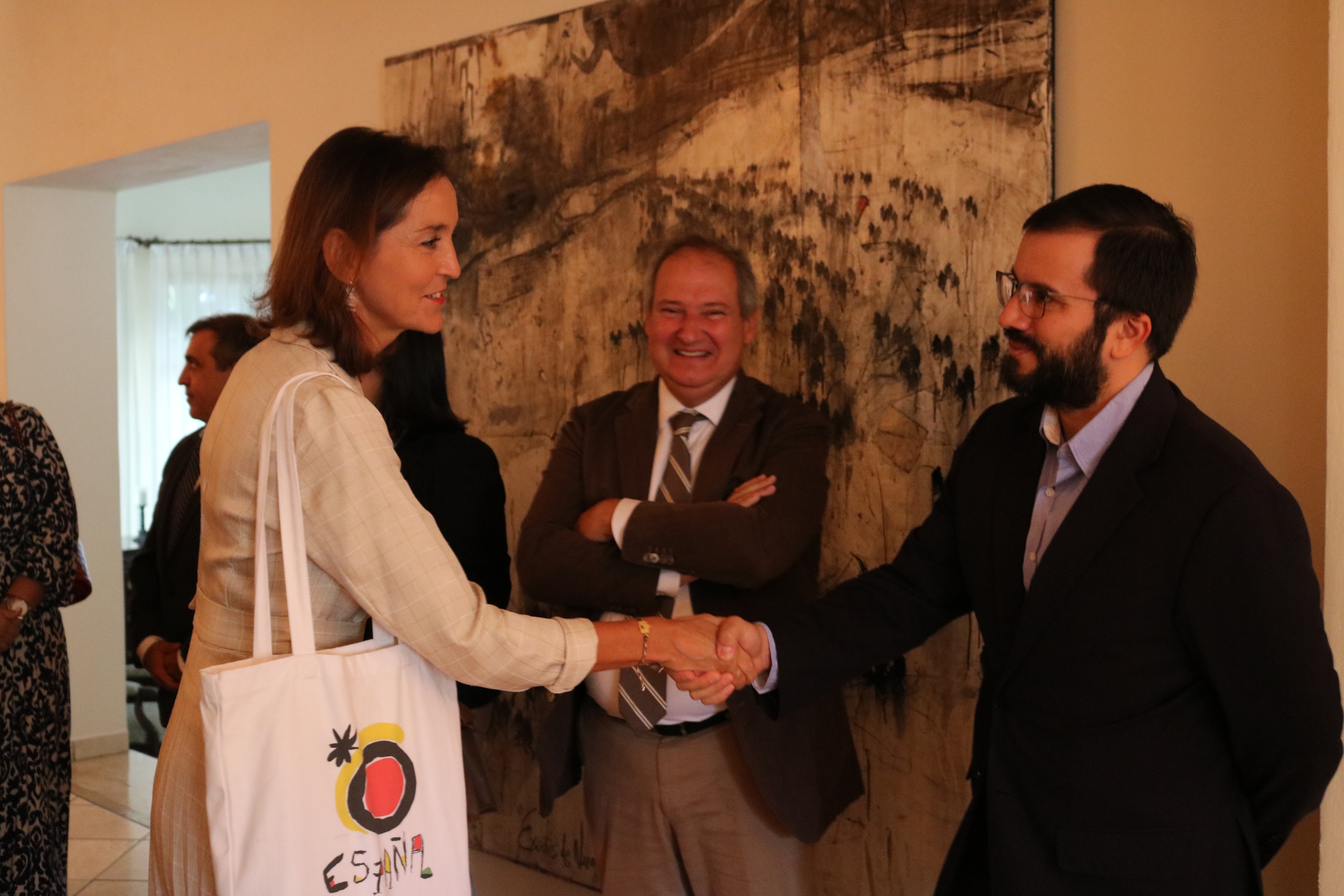 Inversión, cooperación y migración, temas centrales de la visita del presidente de España a Honduras