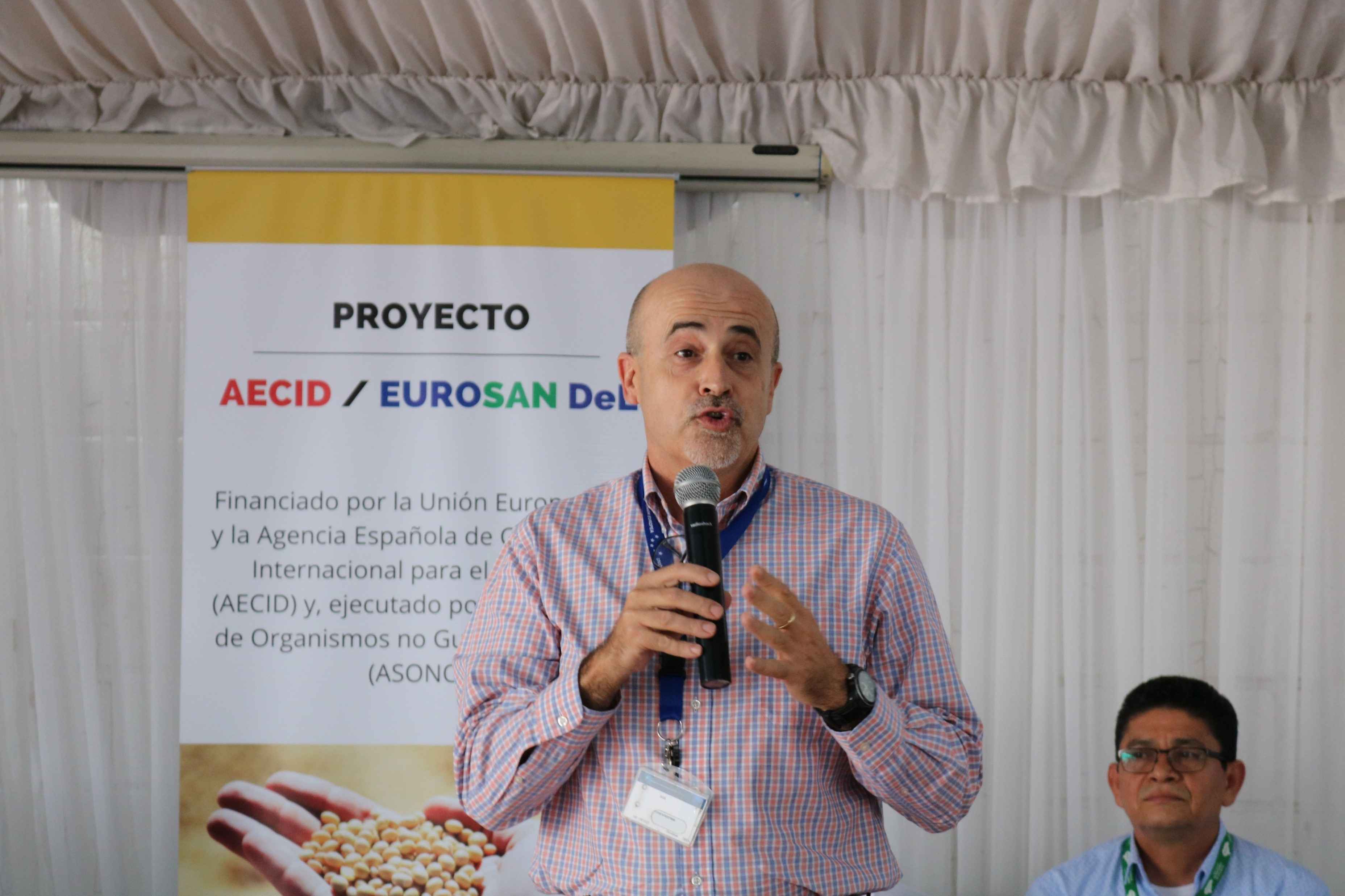 Fortalecen la transparencia y la participación ciudadana con la entrega de equipo de cómputo a las CCT de 39 municipios