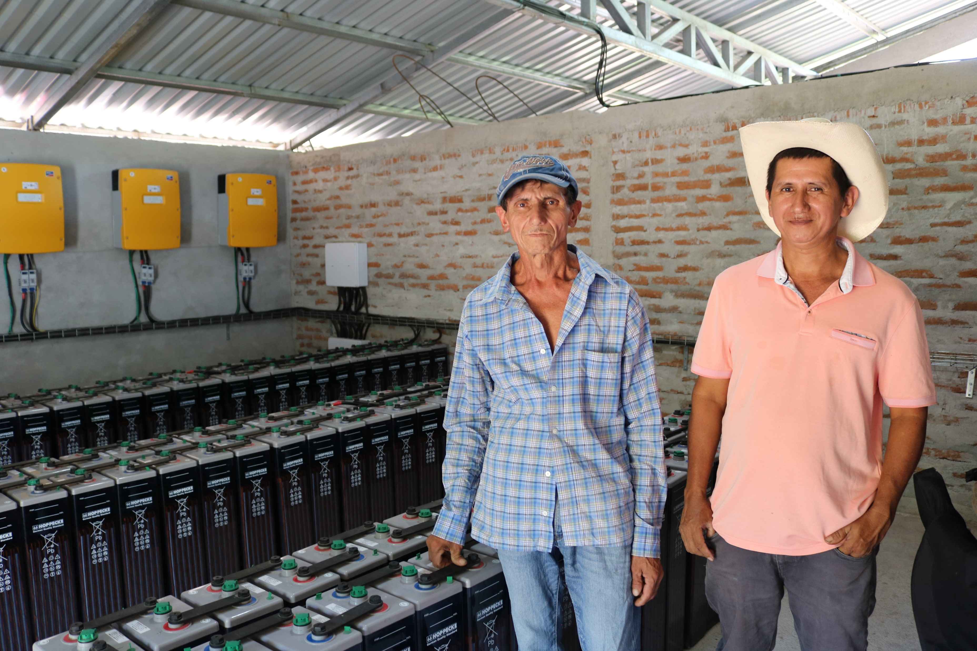El Santuario en Choluteca iluminado por primera vez gracias a un innovador proyecto de energía limpia