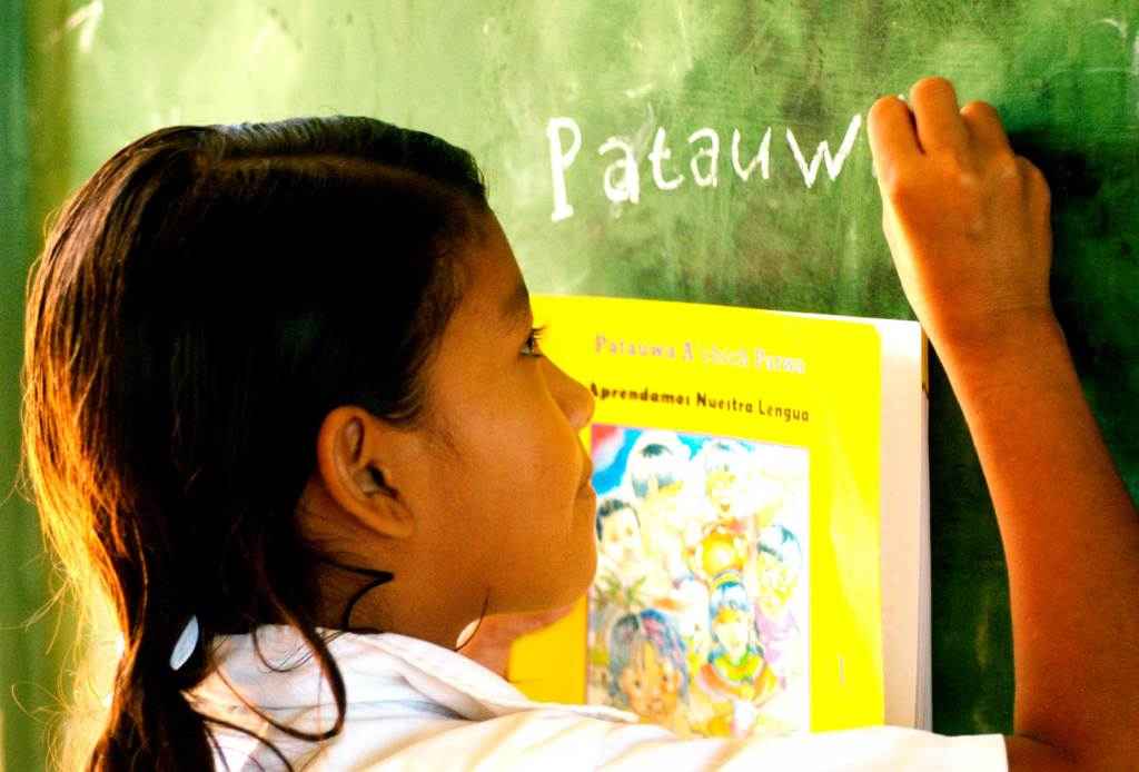  La participación política y la igualdad de género, claves de la Cooperación Española con los pueblos indígenas