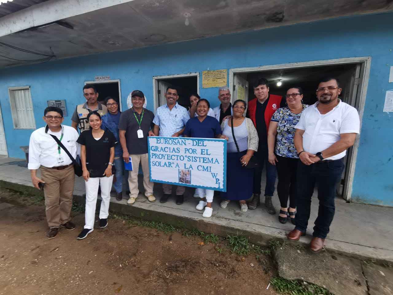 Entrega de equipamiento y formación al personal de la Secretaría de Salud en Puerto Lempira