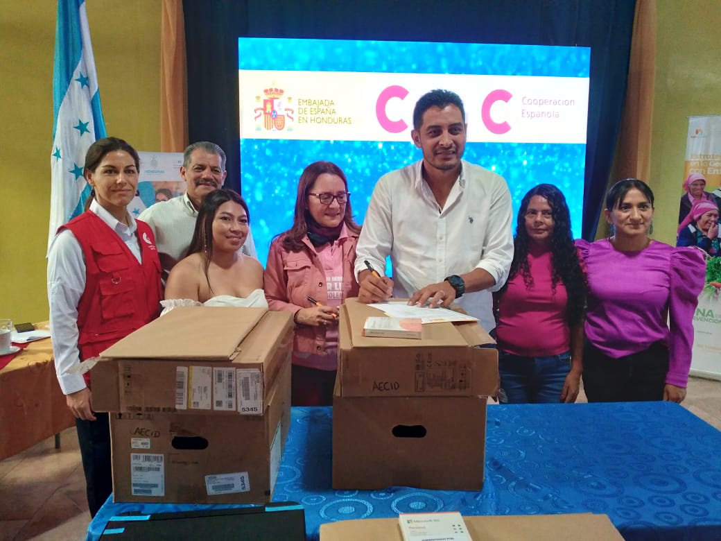 La AECID y SEMUJER impulsan la igualdad de género en la gestión pública local